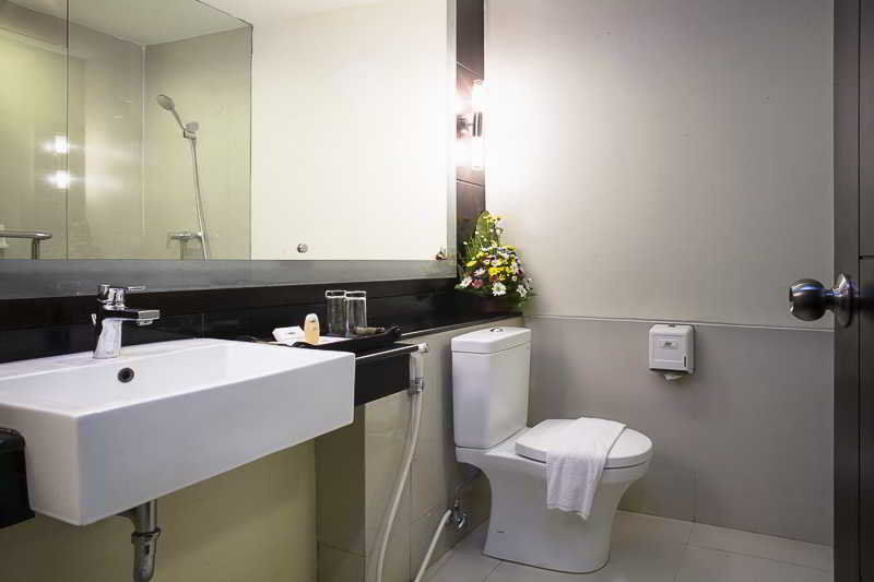 Sunset Residence And Condotel Kuta Lombok Exterior foto