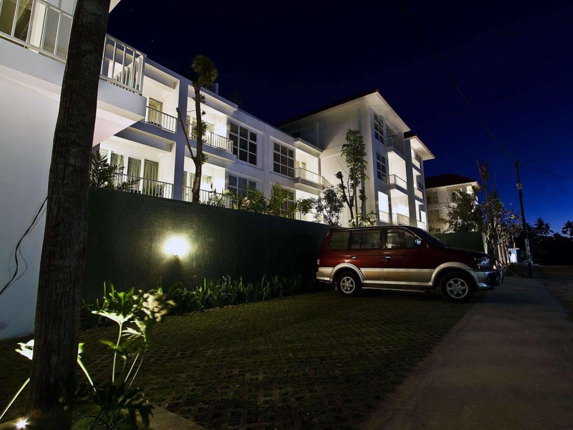 Sunset Residence And Condotel Kuta Lombok Exterior foto